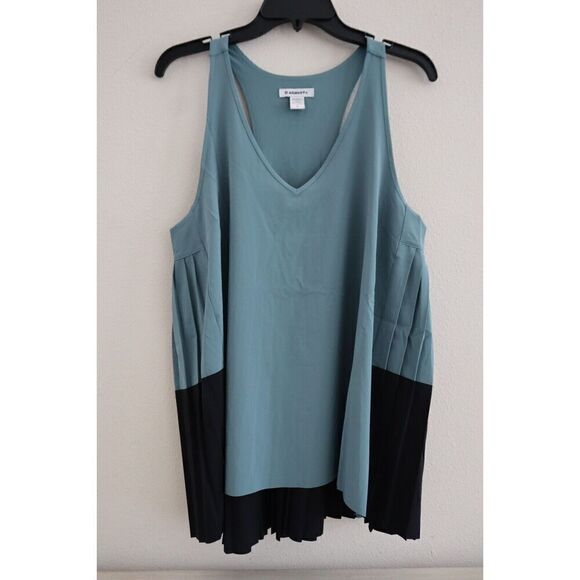 Athleta 533051 Women Sz L Deep Ocean Teal/Black Swing Forward Pleated Tank - Picture 1 of 8